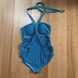 Motherhood Maternity maternity swimsuit size M